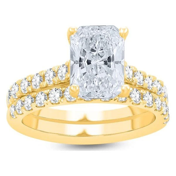 Radiant Engagement Ring · No. 1065 in yellow gold