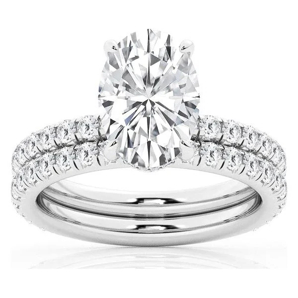 Hidden Halo Bridal Set · Oval in white gold