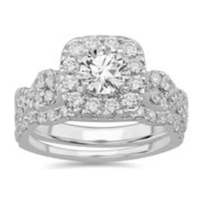 Round Engagement Ring with Natural Side Diamonds in 14K white gold