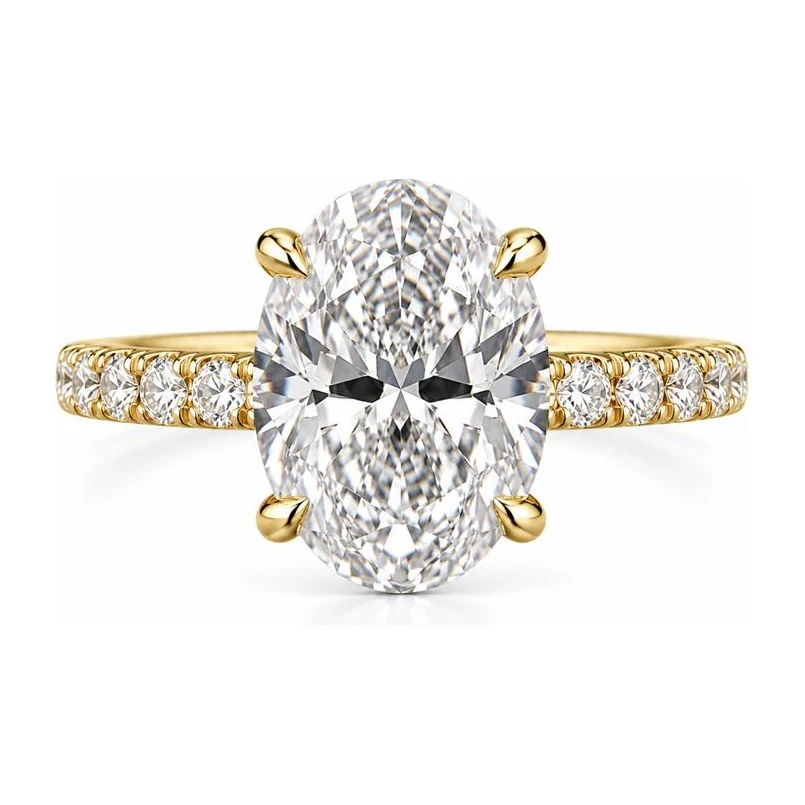 Pavé Solitaire Plus · Oval in 14K yellow gold