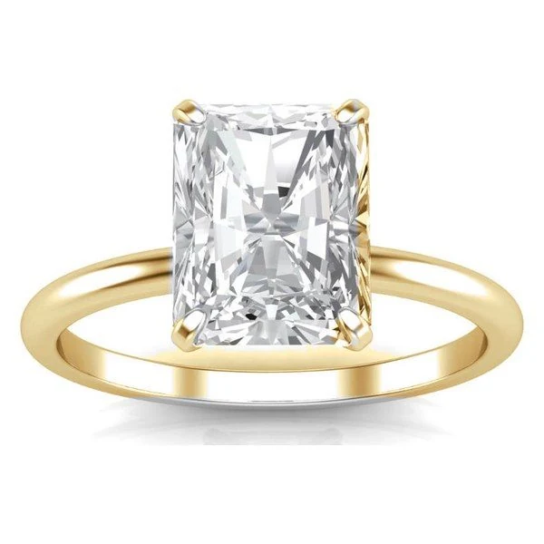 Classic Solitaire · Radiant in yellow gold