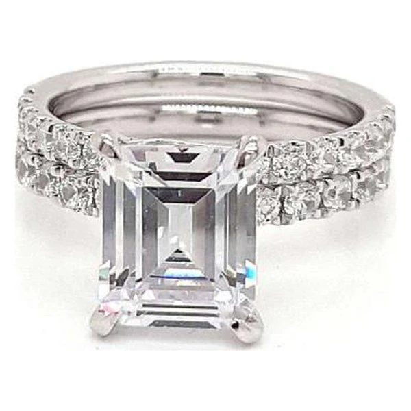 Emerald-Cut Engagement Ring · No. 1200 in white gold